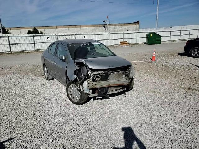 2012 Nissan Versa S VIN: 3N1CN7AP7CL943886 Lot: 84881755