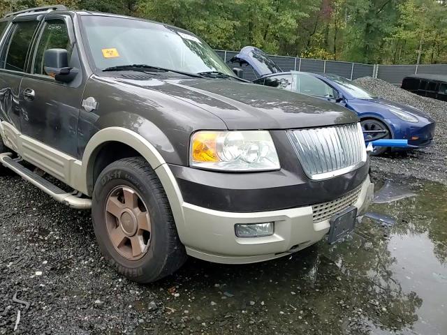 2005 Ford Expedition Eddie Bauer VIN: 1FMFU185X5LB02900 Lot: 85716405