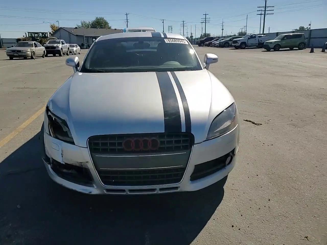 Фото: TRUAF38J181002269