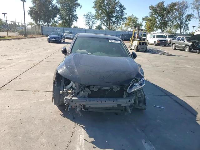 2017 Honda Accord Sport VIN: 1HGCR2F56HA303602 Lot: 82217695