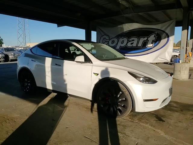 2023 Tesla Model Y VIN: 7SAYGDEF4PF841577 Lot: 87312155