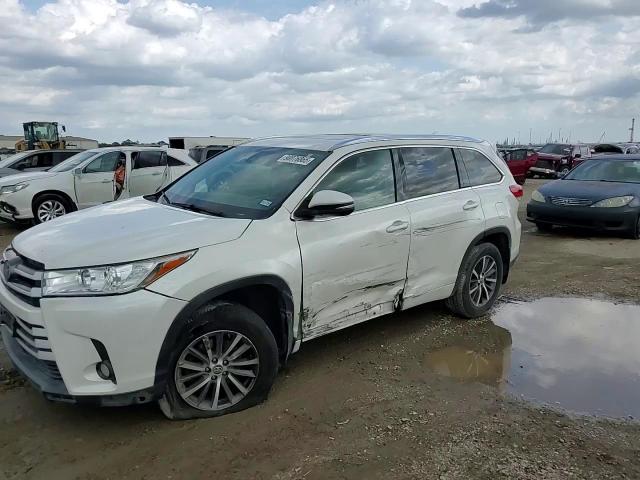 2017 Toyota Highlander Se VIN: 5TDKZRFH1HS515503 Lot: 90076865