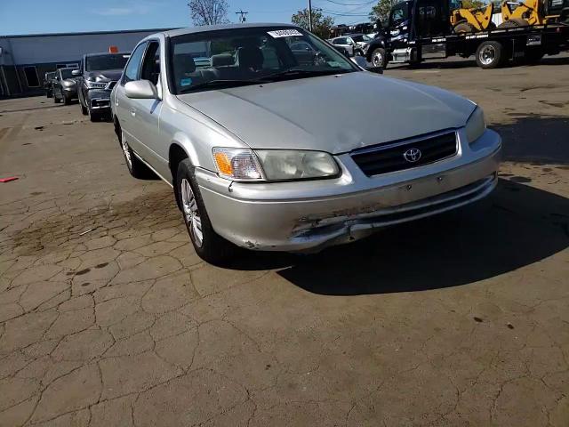 2001 Toyota Camry Ce VIN: JT2BG22KX10598722 Lot: 84900455