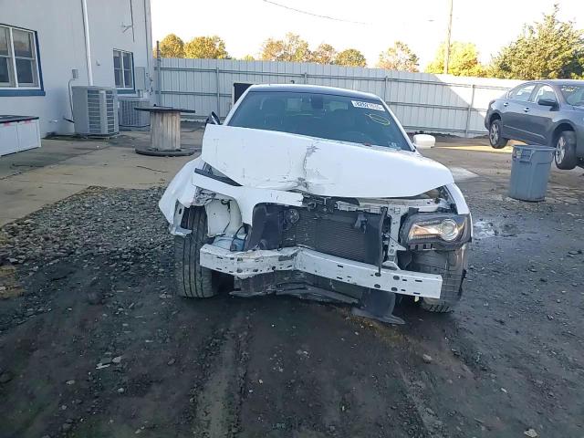 2017 Chrysler 300 S VIN: 2C3CCAGG0HH512513 Lot: 82621635