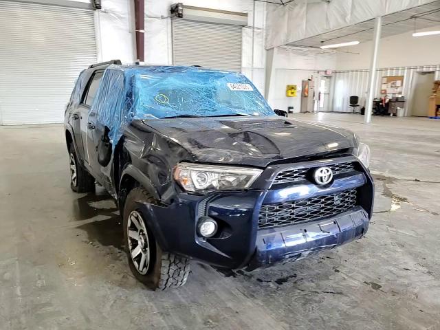 2019 Toyota 4Runner Sr5/Sr5 Premium VIN: JTEBU5JR2K5705732 Lot: 84521025