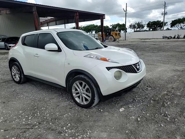 2014 Nissan Juke S VIN: JN8AF5MR4ET359502 Lot: 85597365