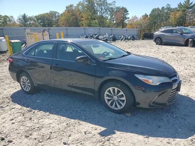 2015 Toyota Camry Le VIN: 4T4BF1FKXFR497910 Lot: 82289385