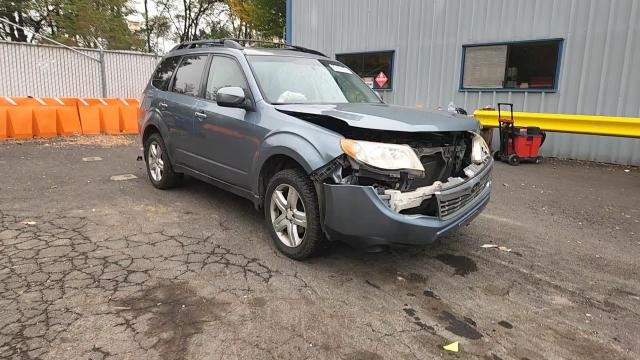 2010 Subaru Forester 2.5X Premium VIN: JF2SH6CC3AG708800 Lot: 87465495