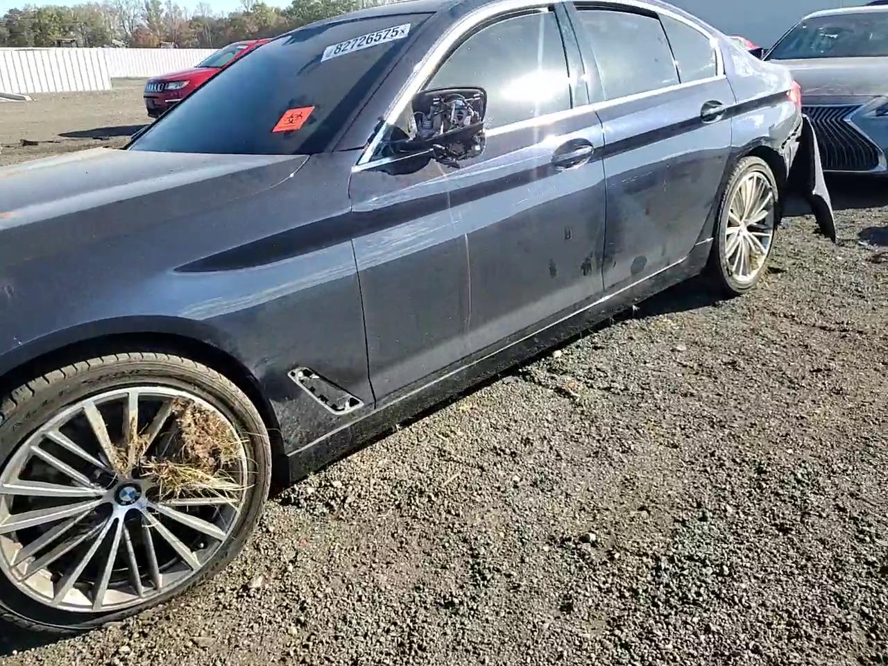 Фото: WBAJE7C54KWW05433