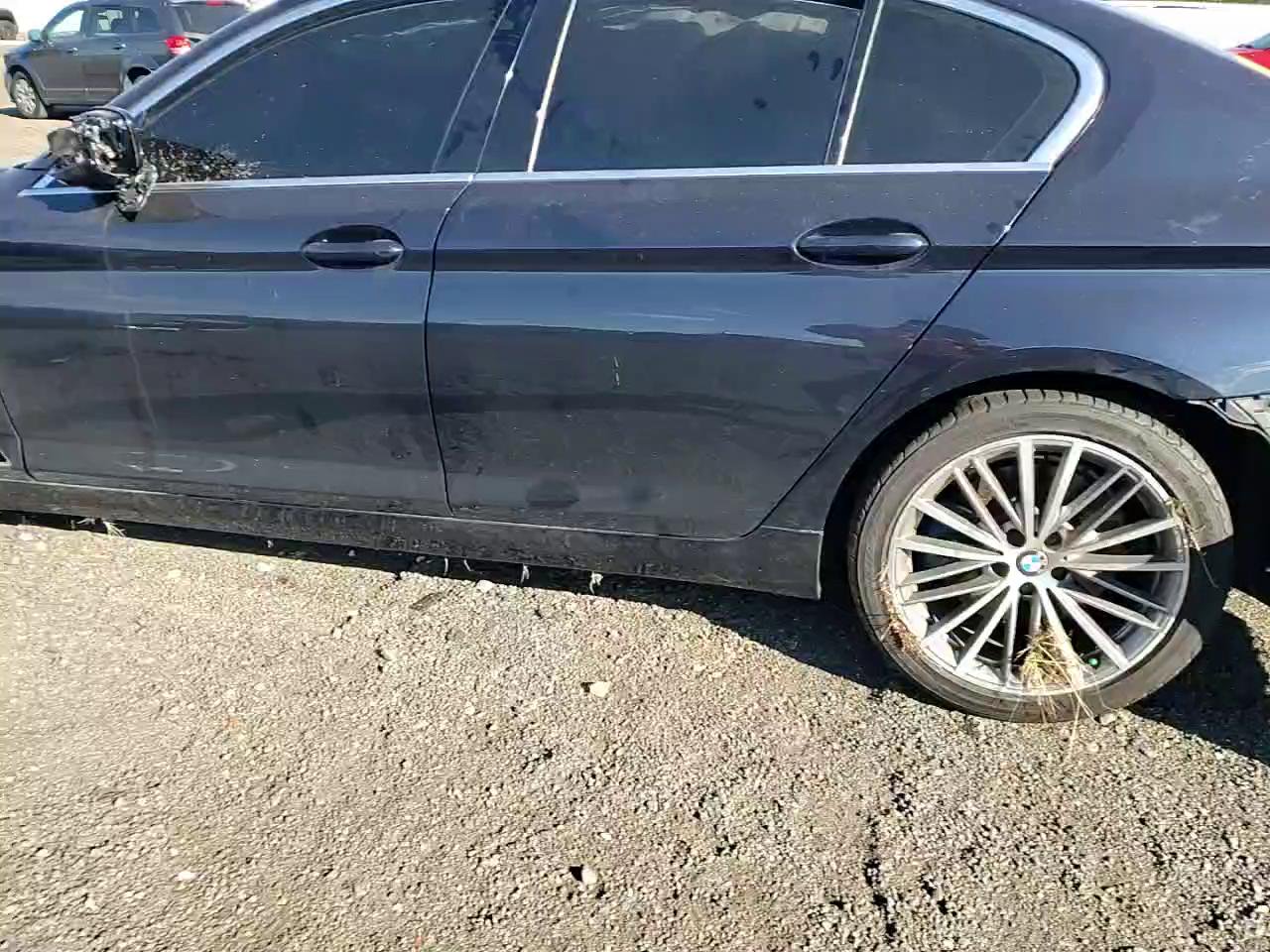 Фото: WBAJE7C54KWW05433