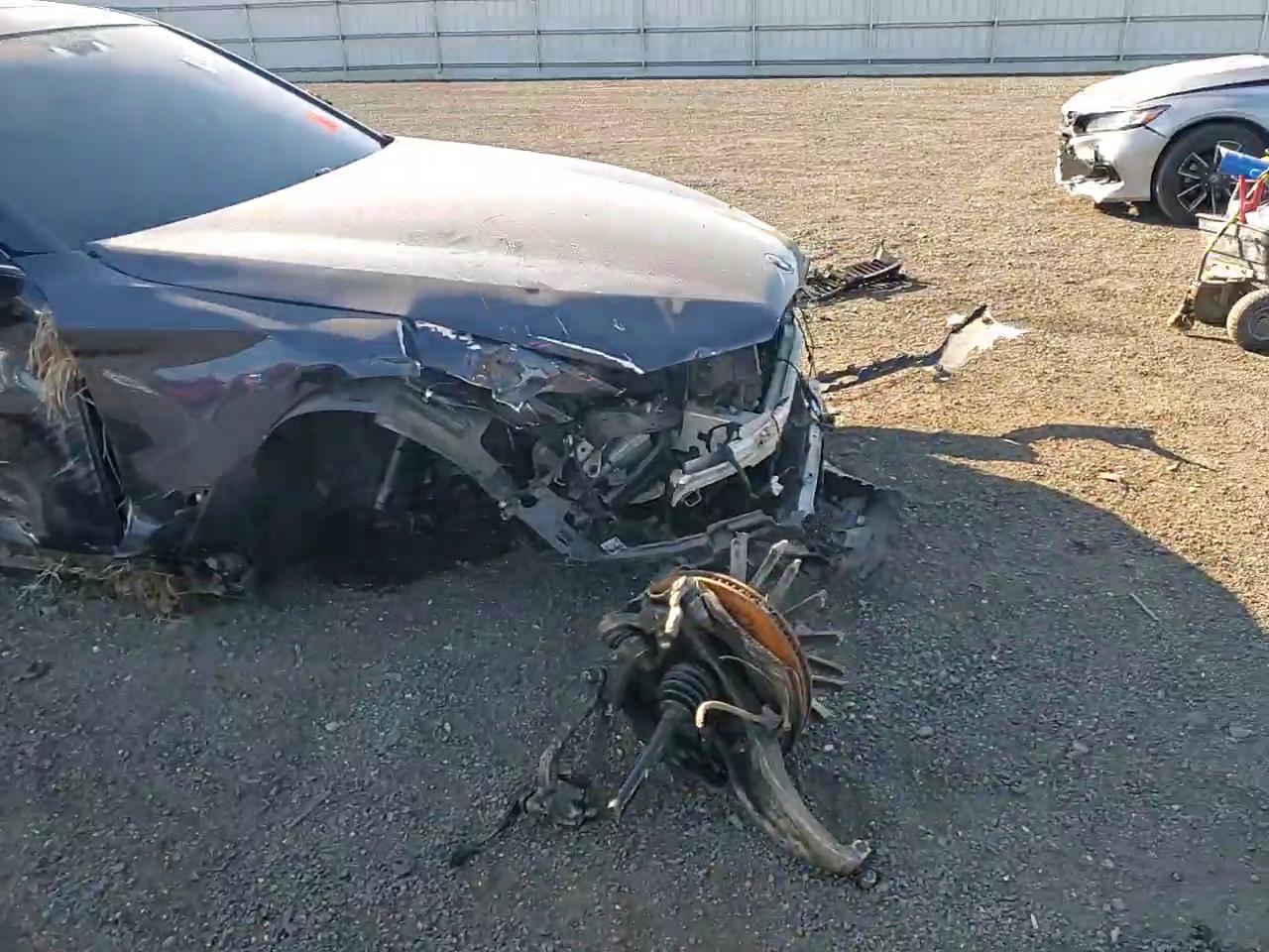 Фото: WBAJE7C54KWW05433