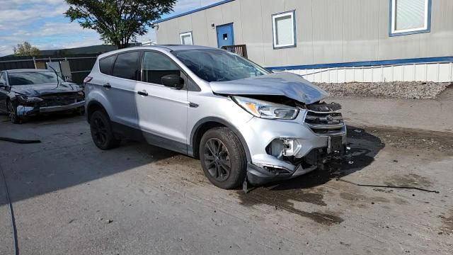 2017 Ford Escape Se VIN: 1FMCU0G98HUC52519 Lot: 82314275