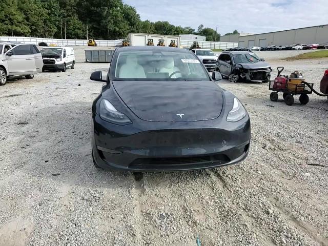 2024 Tesla Model Y VIN: 7SAYGDED6RF108979 Lot: 84653485