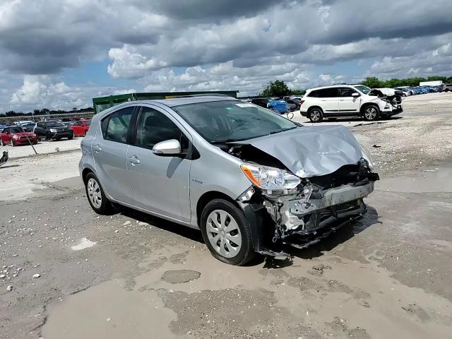 2014 Toyota Prius C VIN: JTDKDTB3XE1569140 Lot: 85337755
