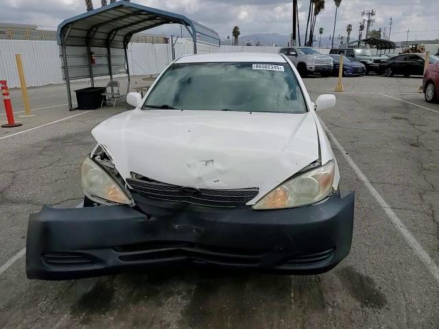 2004 Toyota Camry Le VIN: 4T1BE32K84U365711 Lot: 86502345