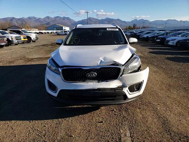 2017 Kia Sorento Lx VIN: 5XYPGDA34HG246677 Lot: 82369605