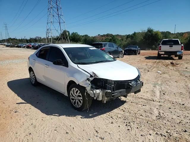 2017 Toyota Corolla L VIN: 5YFBURHE2HP703425 Lot: 82522265