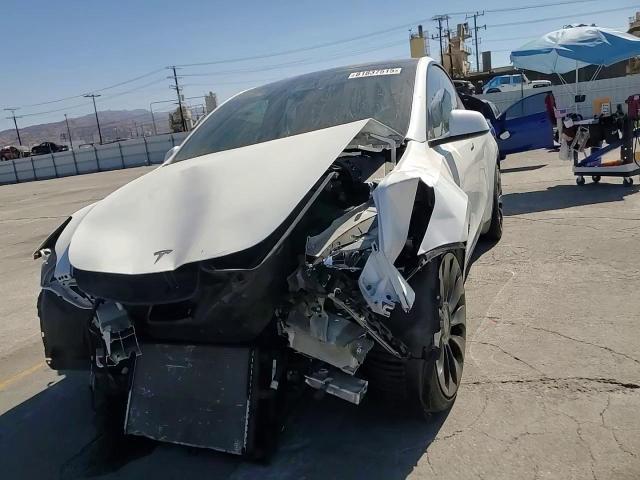 2022 Tesla Model Y VIN: 7SAYGDEF1NF410577 Lot: 81837515