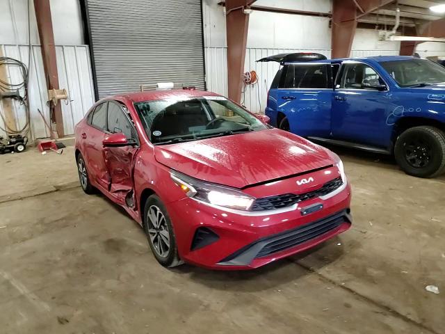 2023 Kia Forte Lx VIN: 3KPF24AD1PE627126 Lot: 81756015