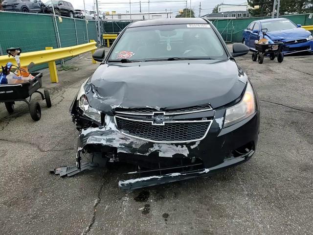 2013 Chevrolet Cruze Ls VIN: 1G1PA5SH0D7166021 Lot: 85376165