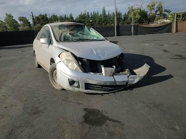 2009 Nissan Versa S VIN: 3N1BC11E09L396725 Lot: 82294335