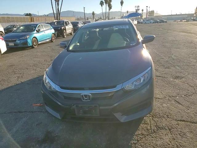 2018 Honda Civic Ex VIN: 2HGFC2F76JH560010 Lot: 90357615