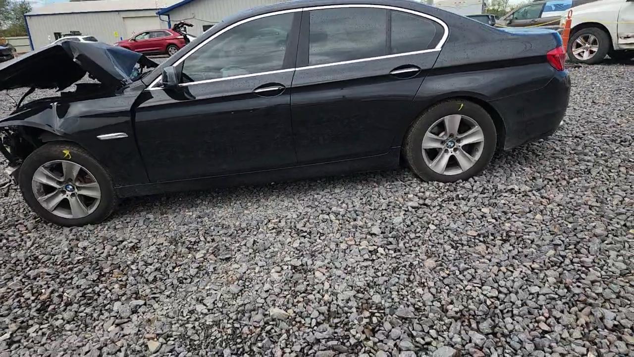 Фото: WBAXH5C52DDW14474