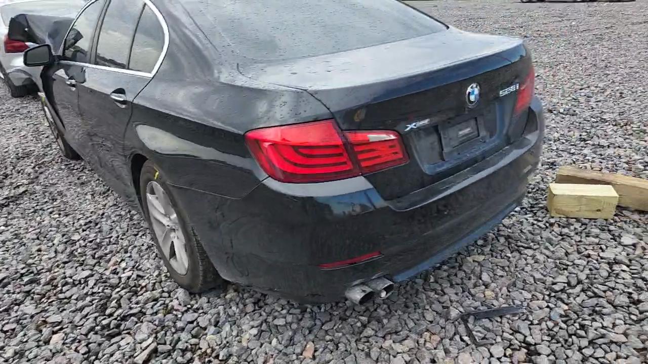 Фото: WBAXH5C52DDW14474