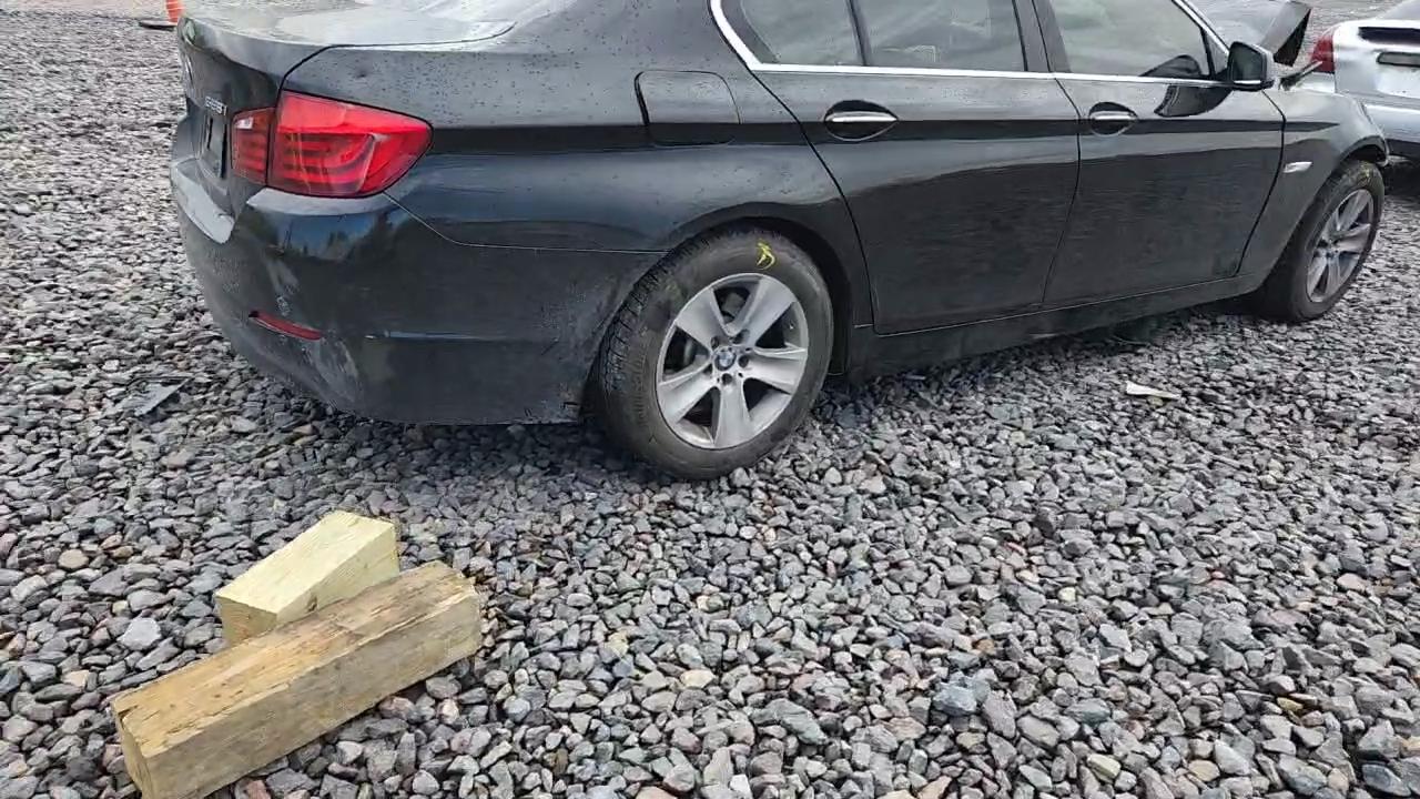 Фото: WBAXH5C52DDW14474