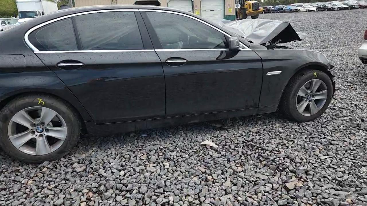 Фото: WBAXH5C52DDW14474