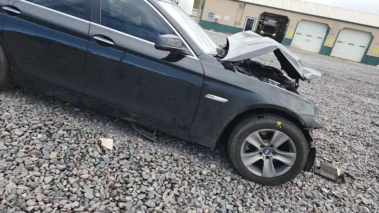 Фото: WBAXH5C52DDW14474