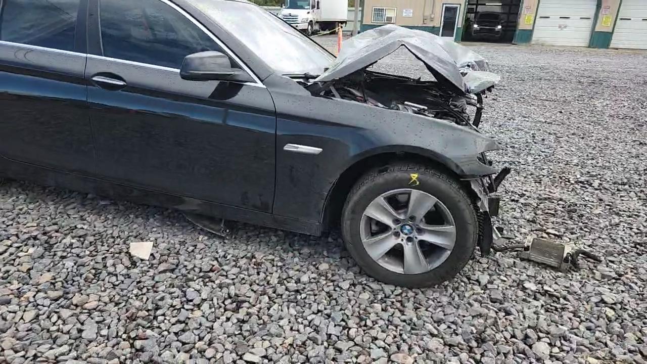 Фото: WBAXH5C52DDW14474