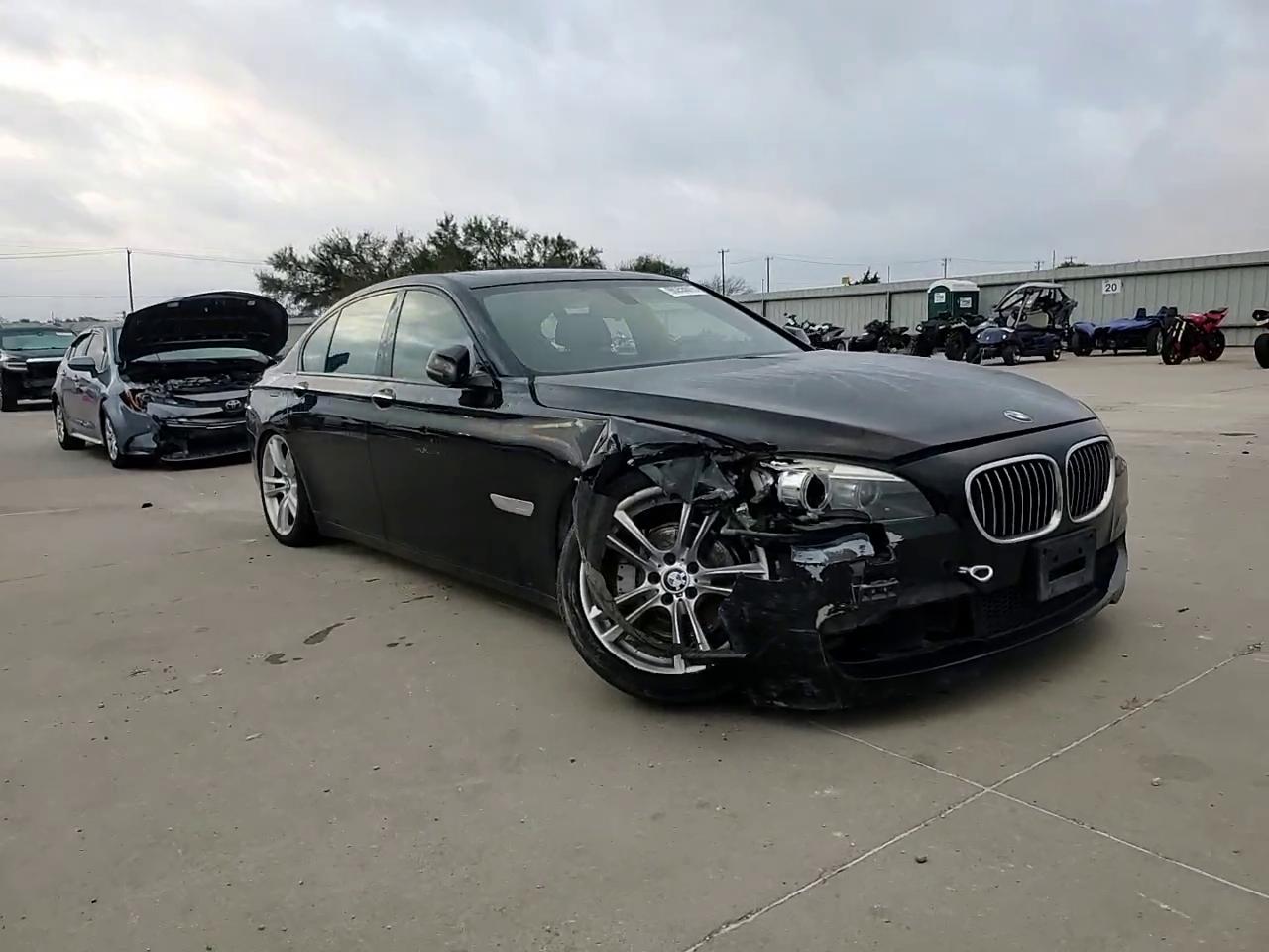 Фото: WBAYA6C5XED144517