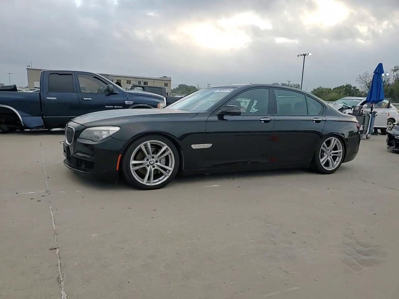 Фото: WBAYA6C5XED144517