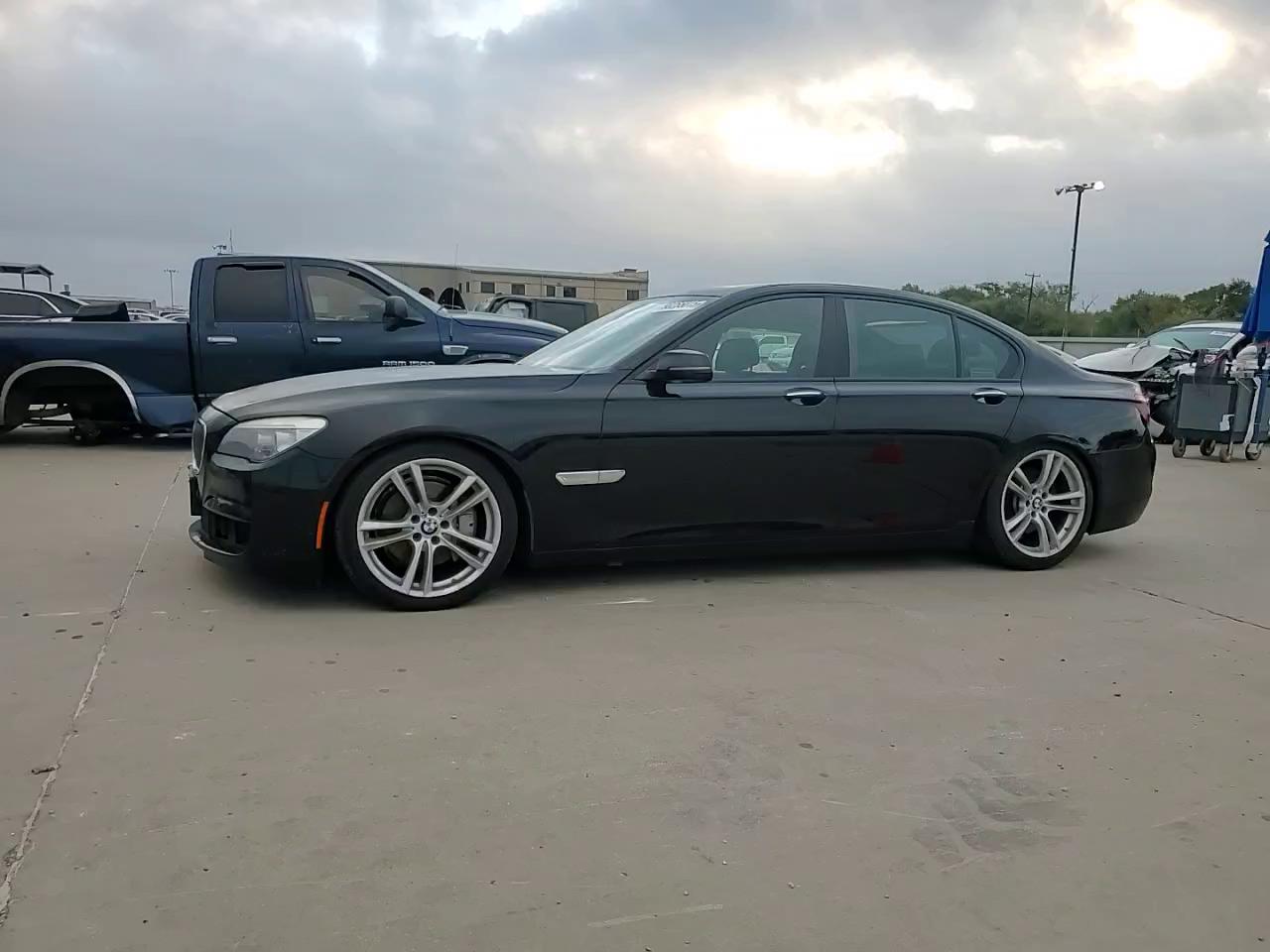 Фото: WBAYA6C5XED144517