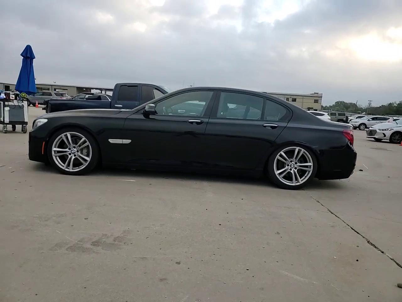 Фото: WBAYA6C5XED144517