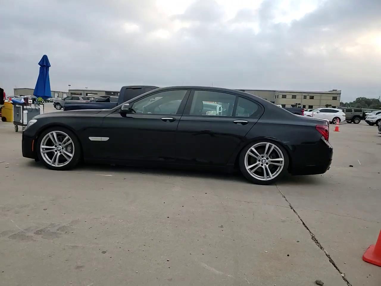 Фото: WBAYA6C5XED144517