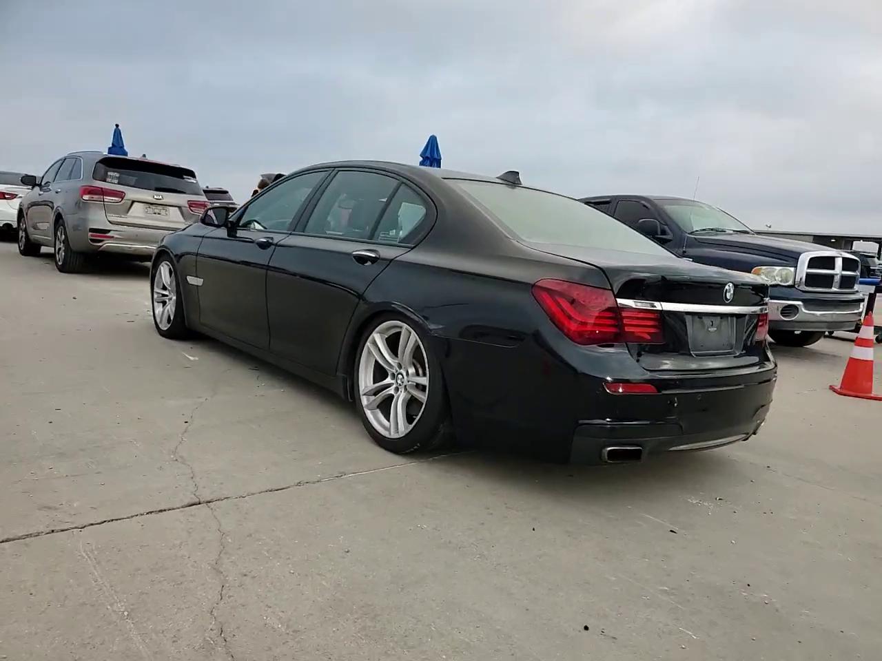 Фото: WBAYA6C5XED144517