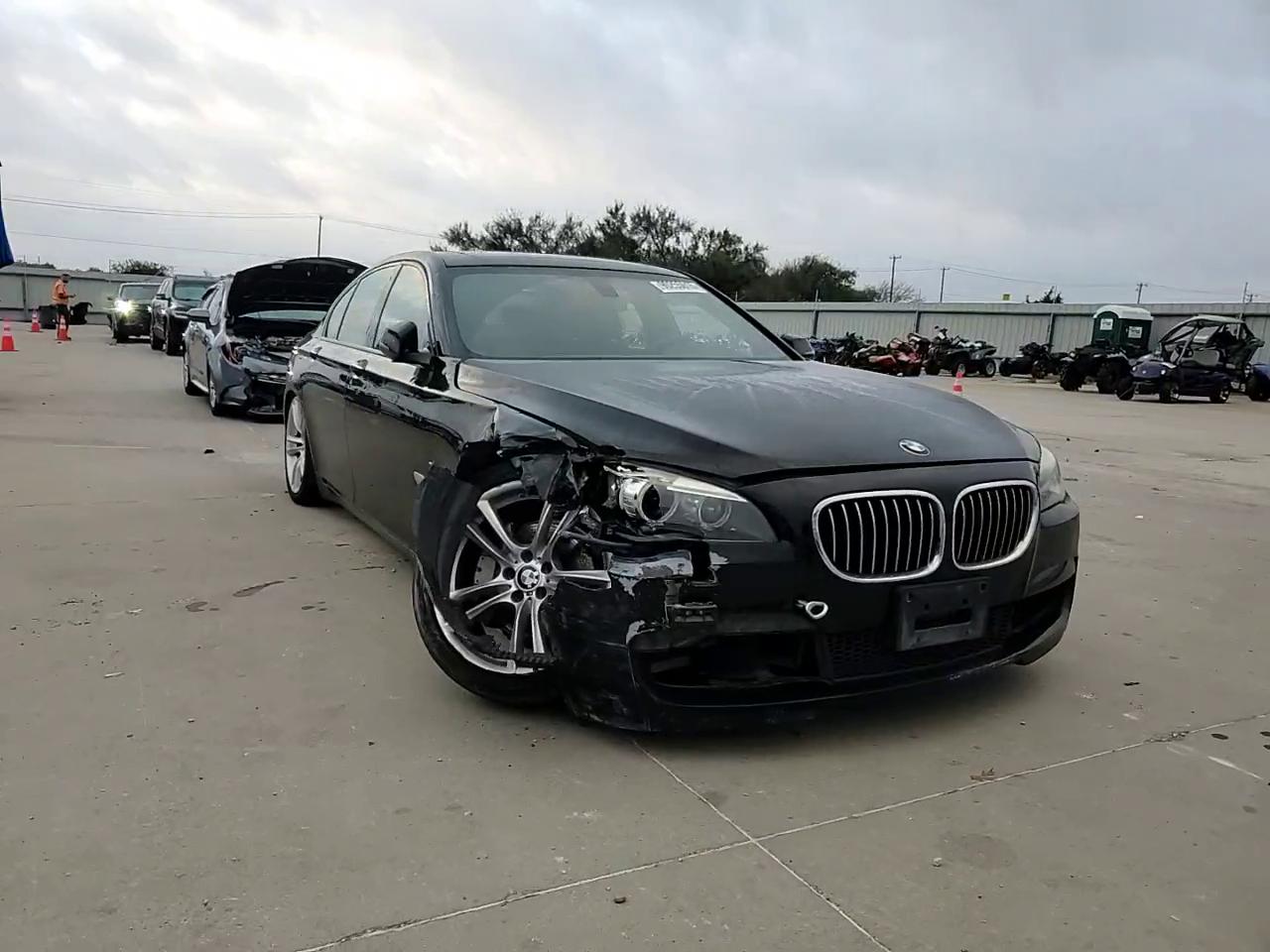 Фото: WBAYA6C5XED144517