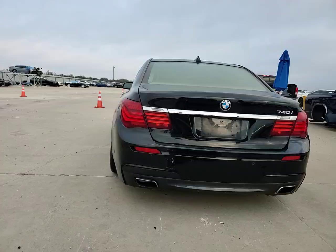 Фото: WBAYA6C5XED144517