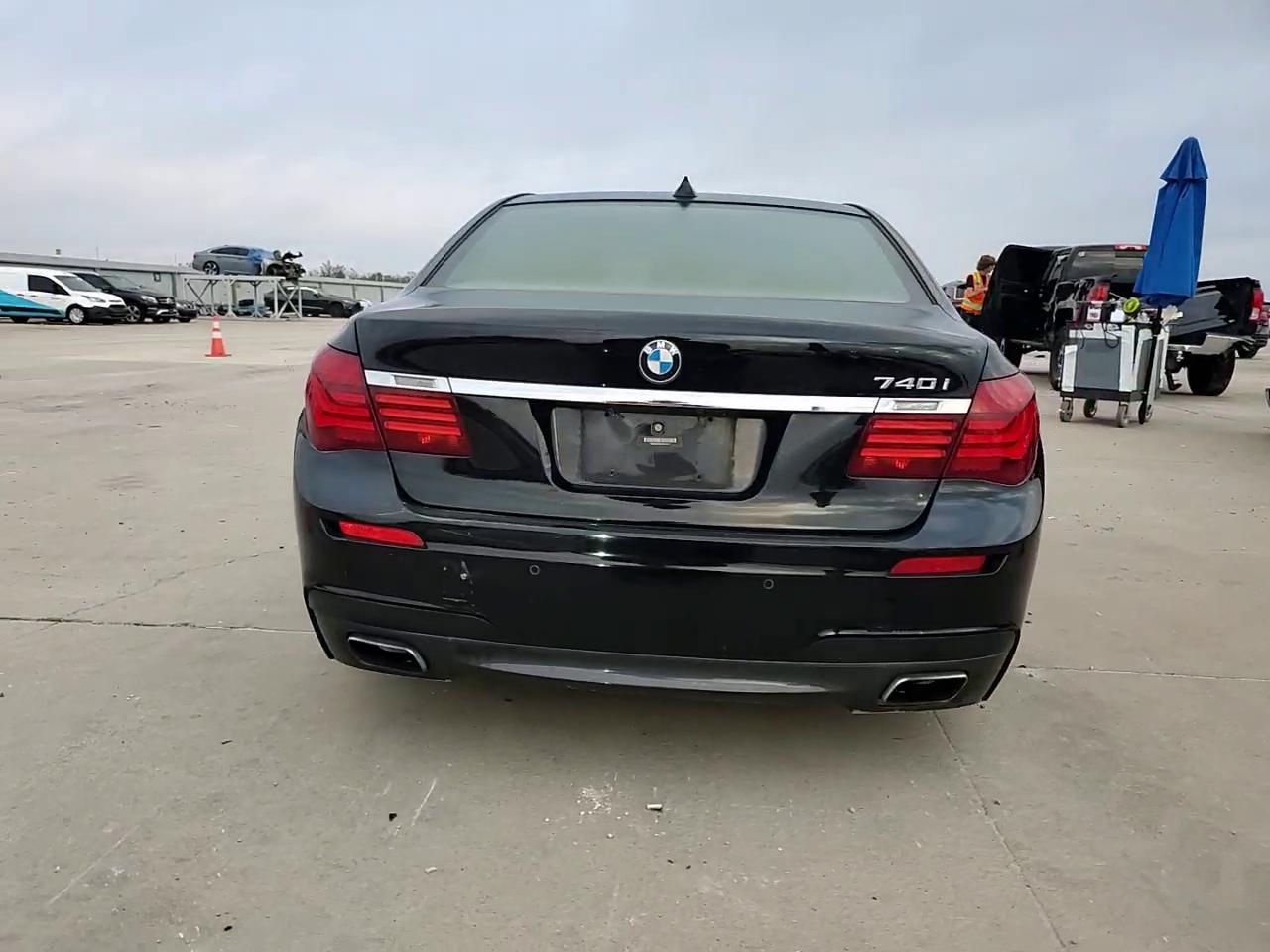 Фото: WBAYA6C5XED144517