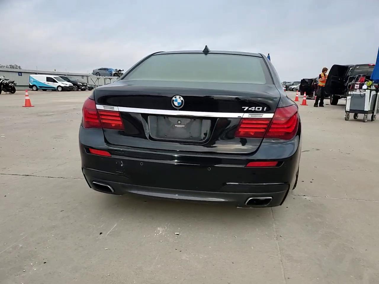 Фото: WBAYA6C5XED144517