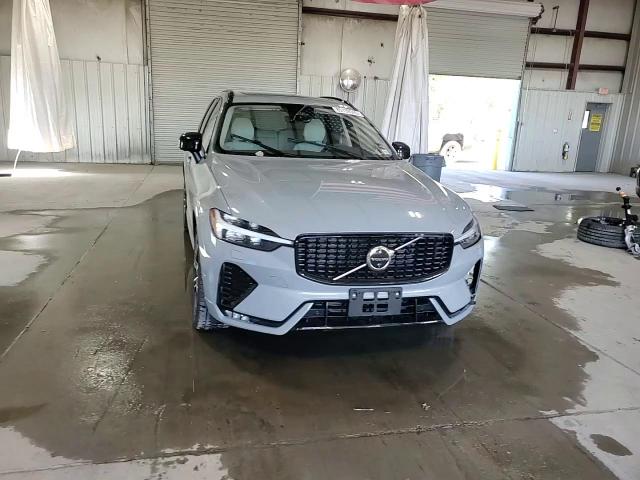 2025 Volvo Xc60 Plus VIN: YV4M12RC3S1215115 Lot: 85139345