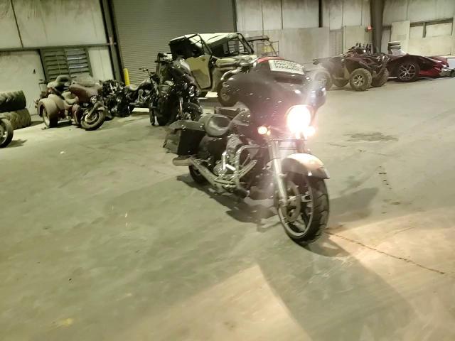 2016 Harley-Davidson Flhx Street Glide VIN: 1HD1KBM16GB651286 Lot: 85552885