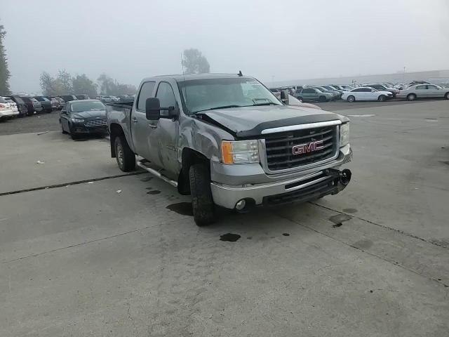 2008 GMC Sierra K2500 Heavy Duty VIN: 1GTHK236X8F156001 Lot: 82624645