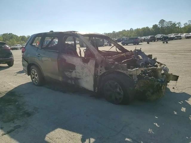 2021 Subaru Forester Premium VIN: JF2SKAJC6MH480703 Lot: 82216705
