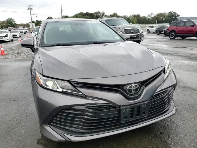 2018 Toyota Camry L VIN: 4T1B11HK3JU578844 Lot: 81747565