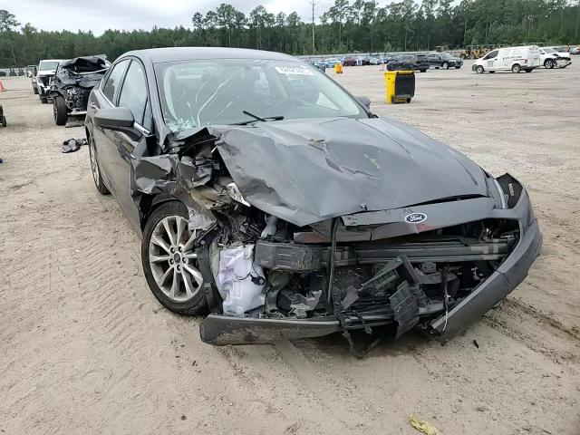 2017 Ford Fusion Se VIN: 3FA6P0H72HR219034 Lot: 82425925