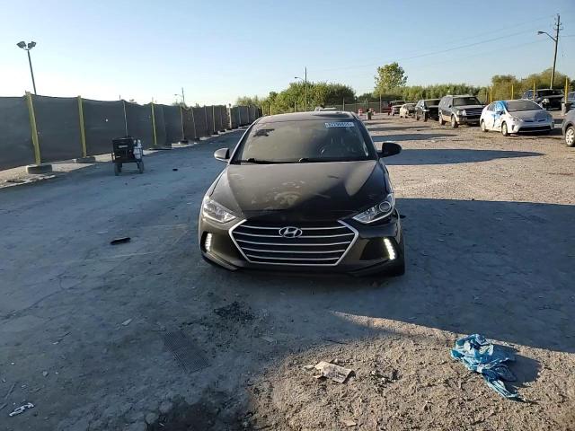 2018 Hyundai Elantra Sel VIN: 5NPD84LF9JH300402 Lot: 82296855
