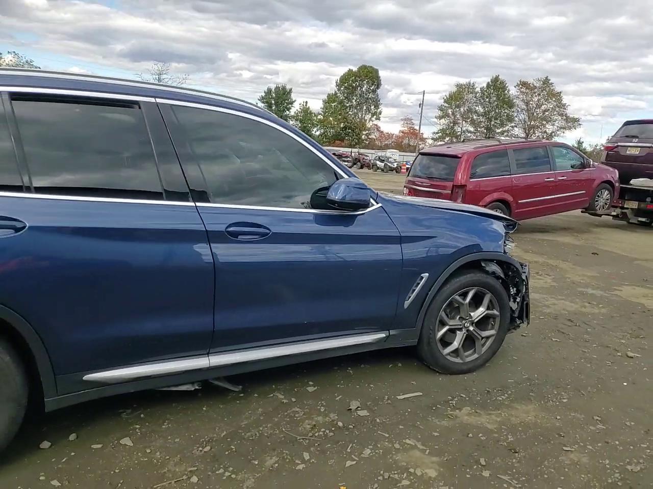 Фото: 5UXTY5C01M9F66332